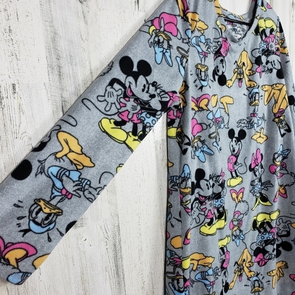 Womans Disney night gown, mini mouse, pluto, daffy and daisy duck size XL - Picture 3 of 9
